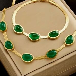 SALE TODAY!! Elegant Necklace and Bracelet Set 14k stainless steel